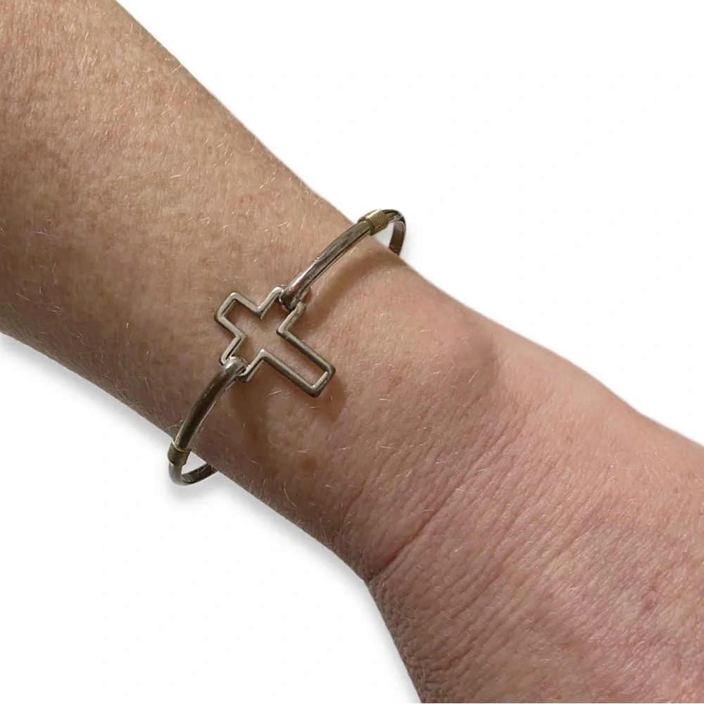Vintage Bohemian Cross Distressed Silver Metal Latch Adjustable Bangle Bracelet